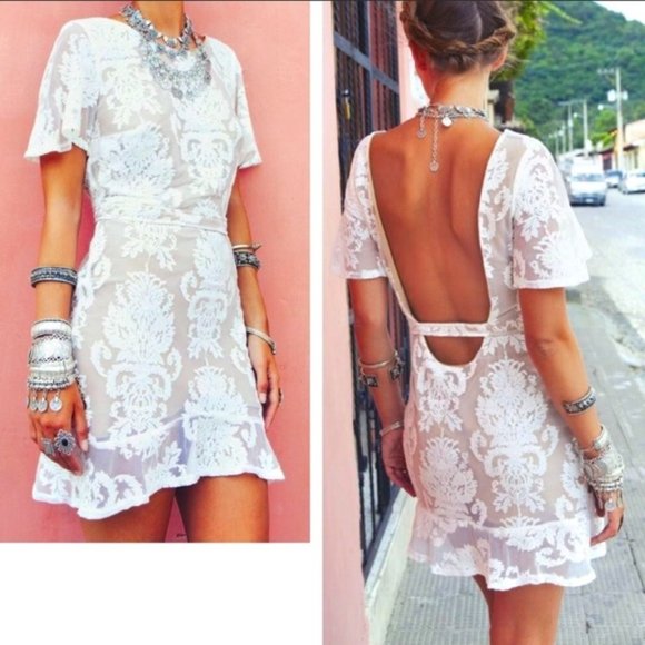 For Love And Lemons Dresses & Skirts - For Love and Lemons San Marcos Mini dress. Size M